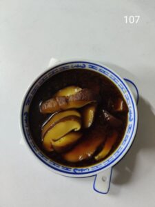 107. MUSHROOM SOUP – Σούπα από μαύρα μανιτάρια