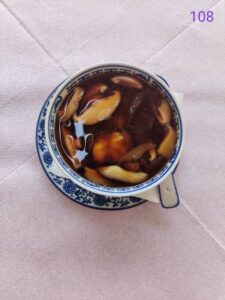 108. PRAWN SOUP – Σούπα με γαρίδες και μαύρα μανιτάρια